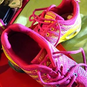 Fashion professional sakteobard shoe